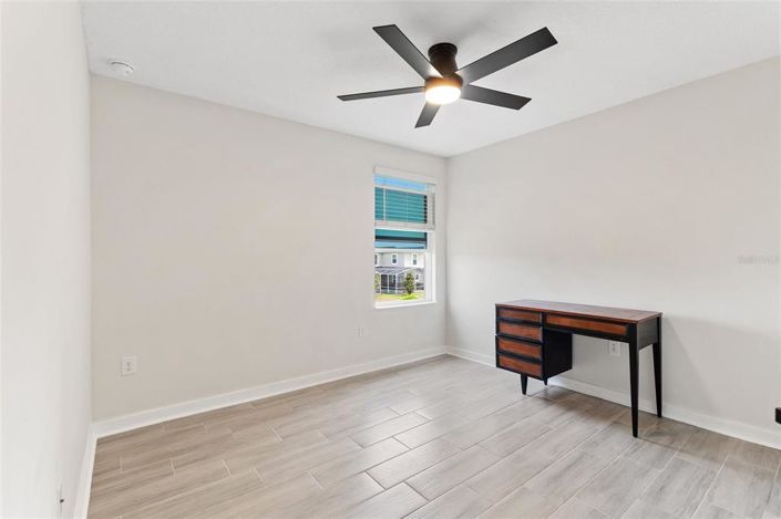 Image No.25-3 Bed Property for sale