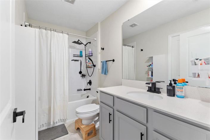 Image No.27-3 Bed Property for sale