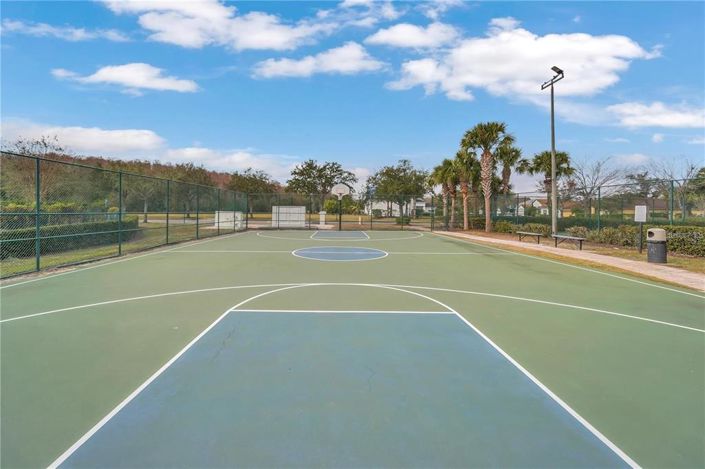 Image No.28-4 Bed Property for sale