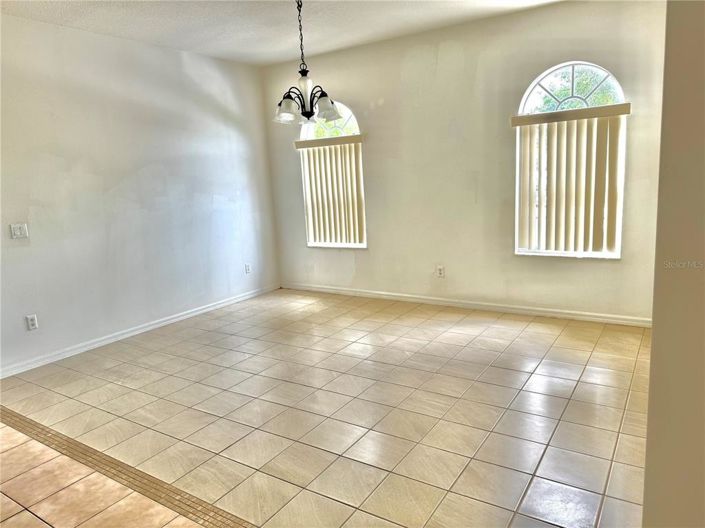 Image No.7-4 Bed Property for sale