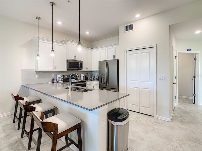 Image No.22-2 Bed Property for sale