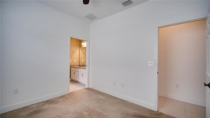 Image No.17-Propriété de 4 chambres à vendre à Clermont