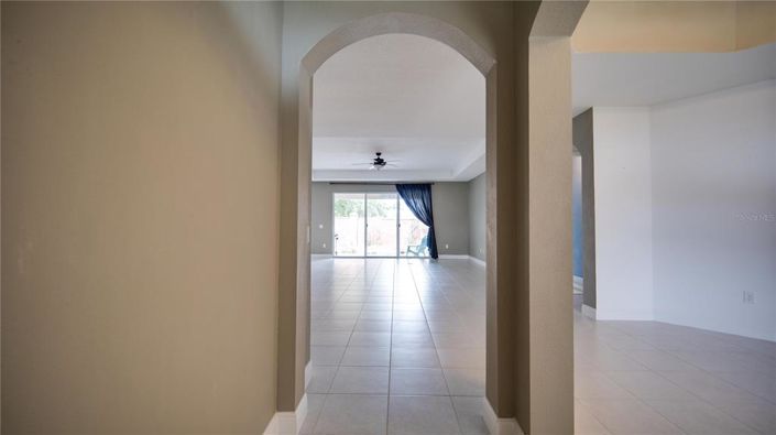 Image No.8-Propriété de 4 chambres à vendre à Clermont