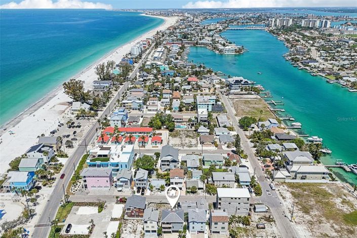 Image No.2-Propriété de 2 chambres à vendre à Treasure Island