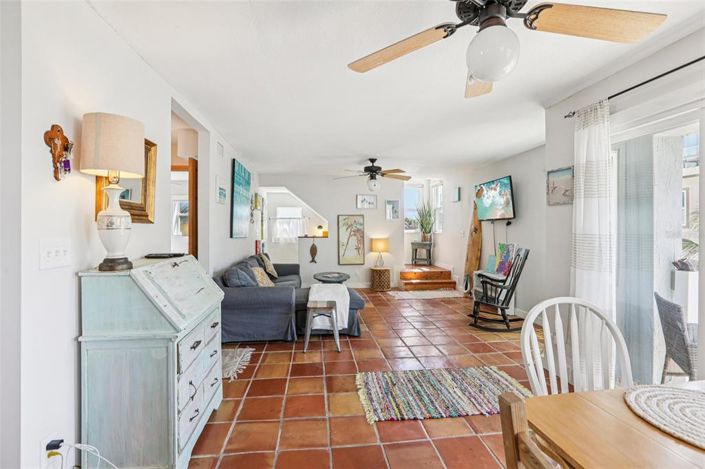 Image No.9-Propriété de 2 chambres à vendre à Treasure Island