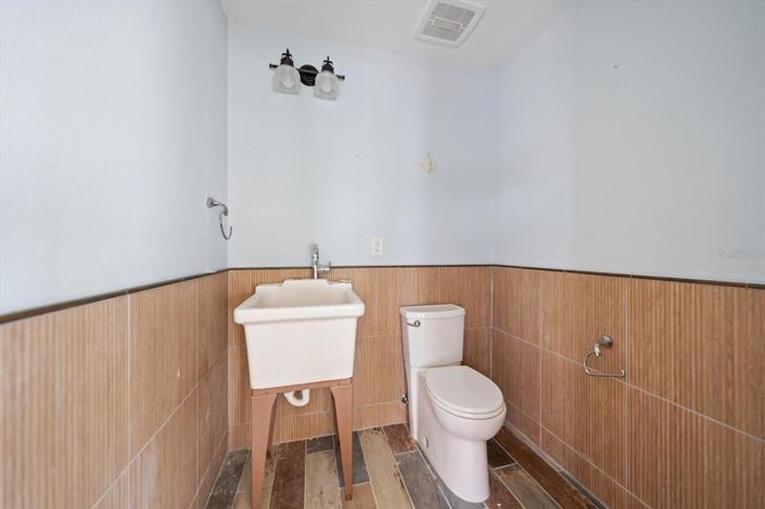 Image No.29-4 Bed Property for sale