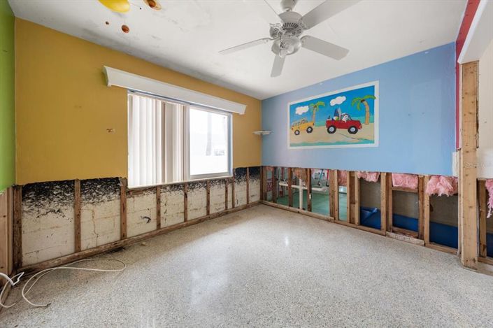 Image No.33-4 Bed Property for sale