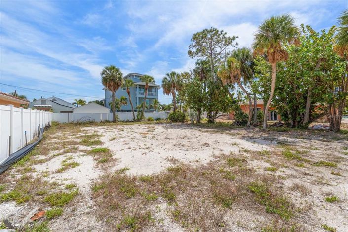 Image No.42-4 Bed Property for sale