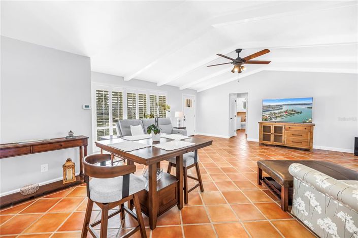 Image No.14-Propriété de 3 chambres à vendre à Treasure Island