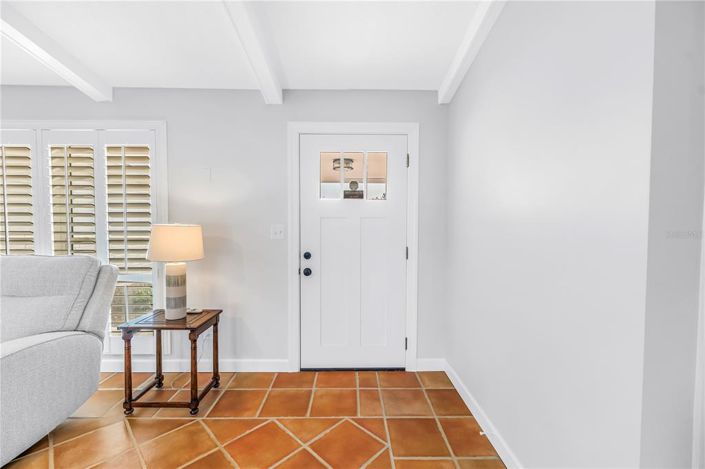 Image No.5-Propriété de 3 chambres à vendre à Treasure Island