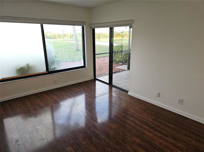 Image No.15-Propriété de 2 chambres à vendre à St. Petersburg