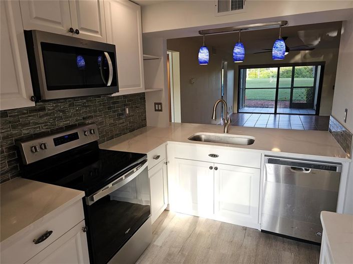 Image No.3-Propriété de 2 chambres à vendre à St. Petersburg