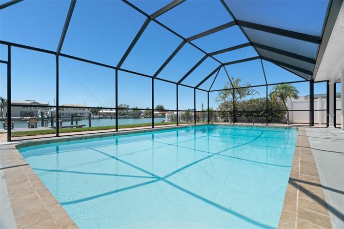 Image No.4-Propriété de 3 chambres à vendre à Treasure Island