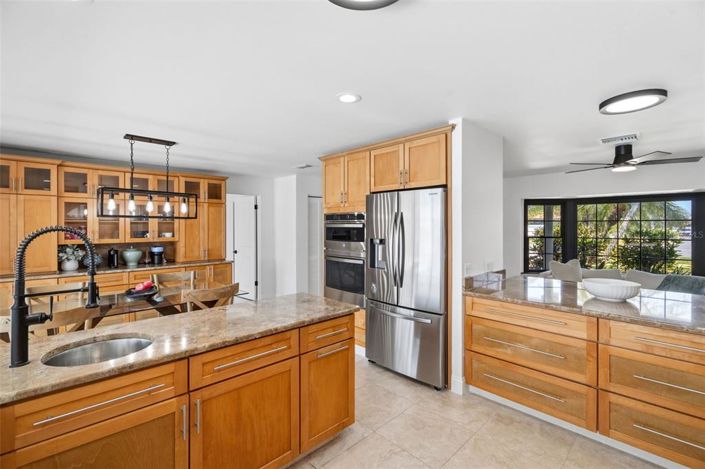 Image No.9-Propriété de 3 chambres à vendre à Treasure Island