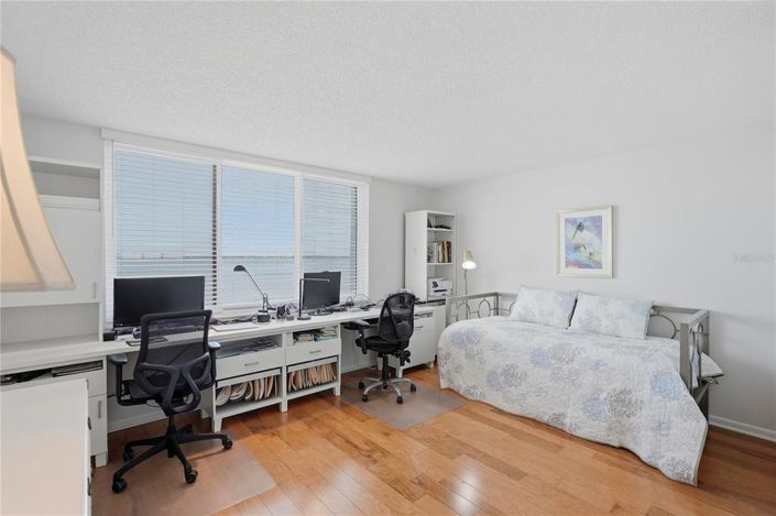 Image No.18-Propriété de 2 chambres à vendre à St. Petersburg