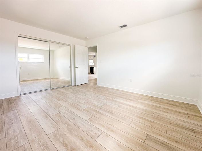 Image No.14-Propriété de 4 chambres à vendre à Treasure Island