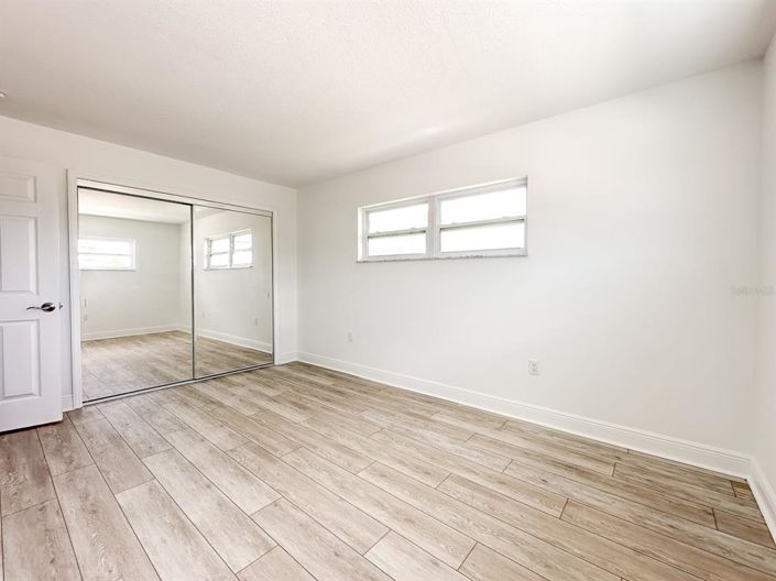 Image No.21-Propriété de 4 chambres à vendre à Treasure Island