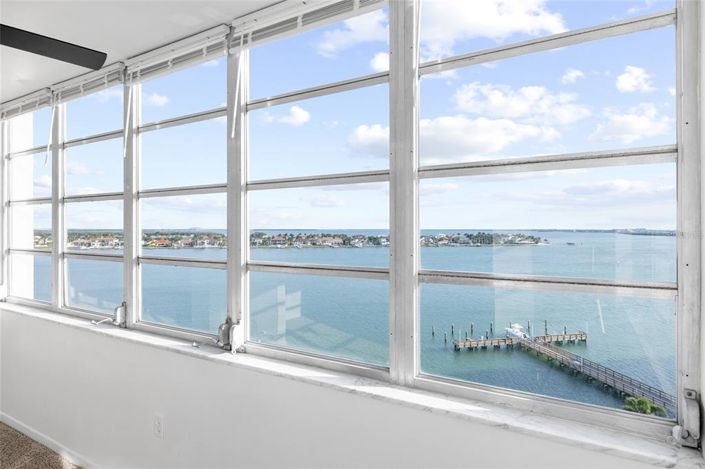 Image No.21-2 Bed Property for sale