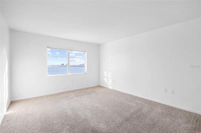 Image No.28-2 Bed Property for sale