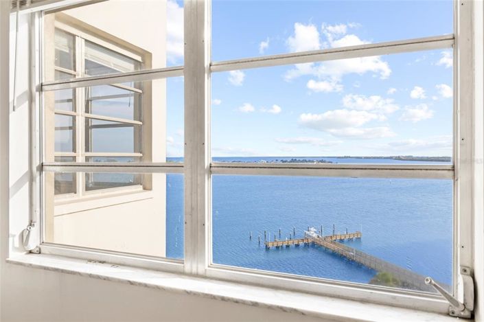 Image No.30-2 Bed Property for sale