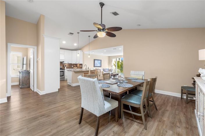 Image No.12-3 Bed Property for sale