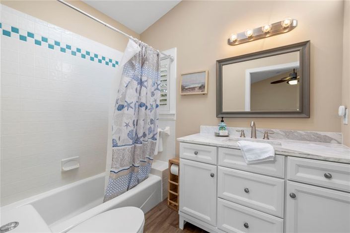 Image No.15-3 Bed Property for sale