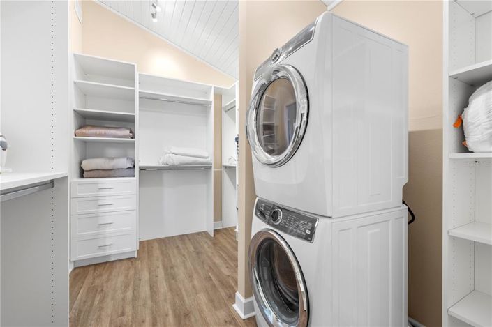 Image No.19-3 Bed Property for sale