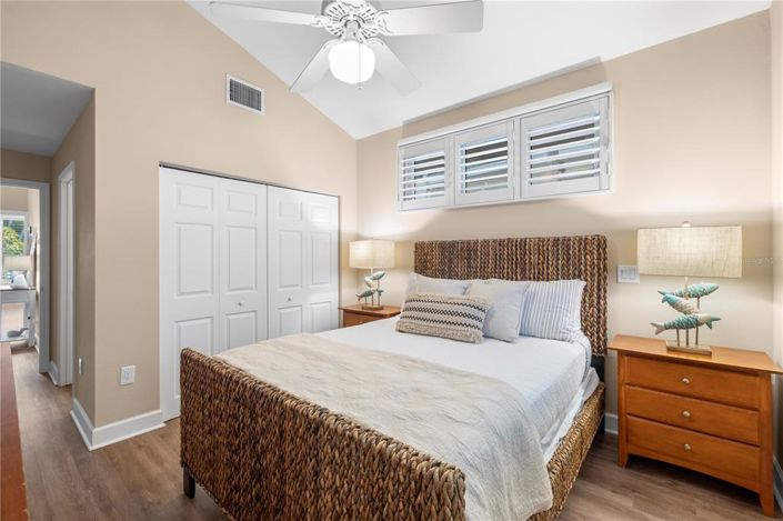 Image No.26-3 Bed Property for sale