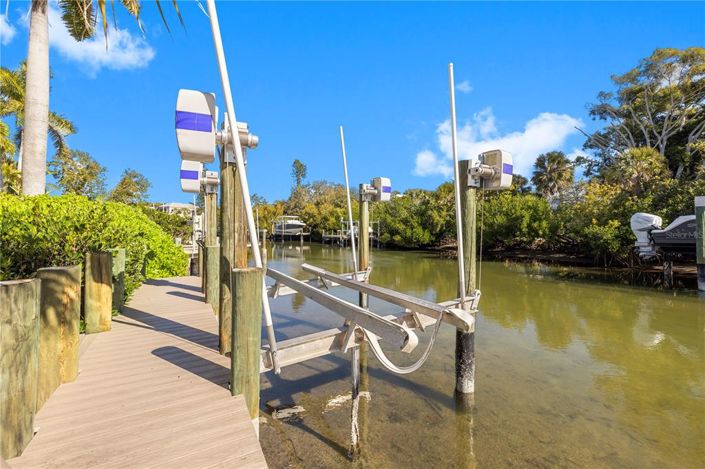 Image No.34-3 Bed Property for sale