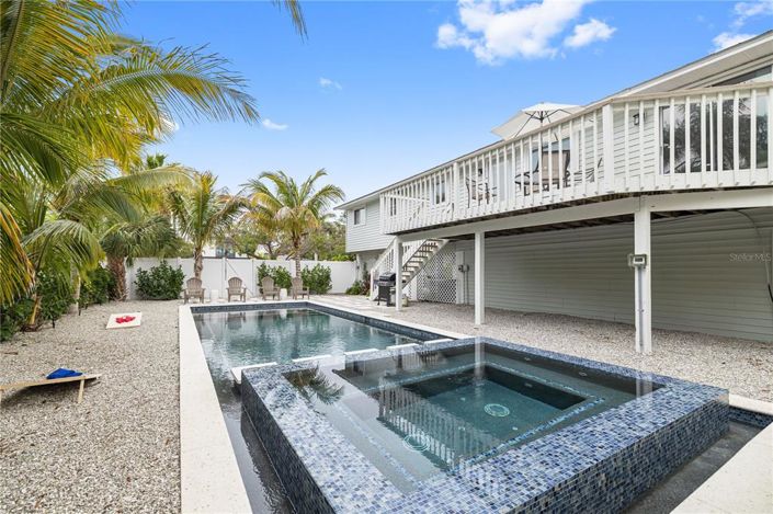 Image No.18-3 Bed Property for sale