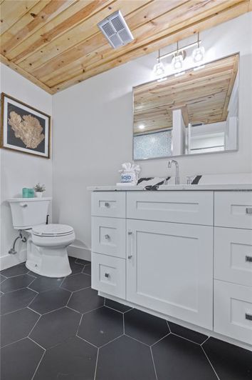 Image No.24-3 Bed Property for sale