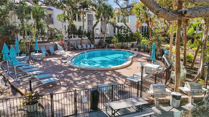 Image No.54-2 Bed Property for sale