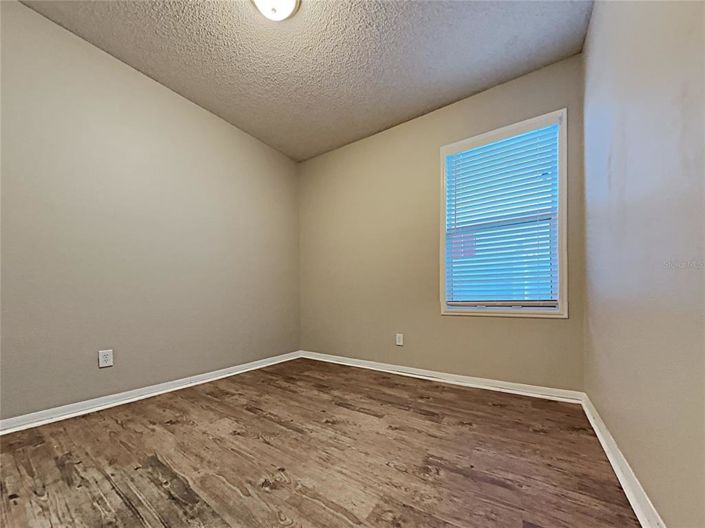 Image No.13-4 Bed Property for sale