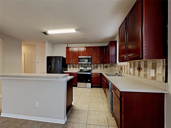 Image No.5-4 Bed Property for sale