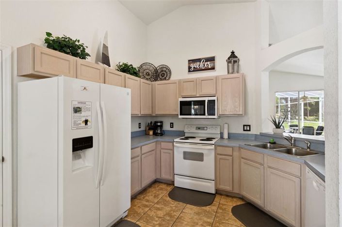 Image No.18-4 Bed Property for sale