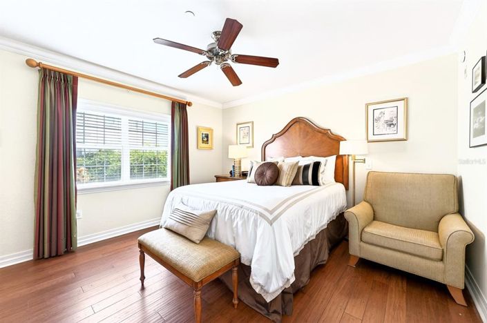 Image No.19-3 Bed Property for sale