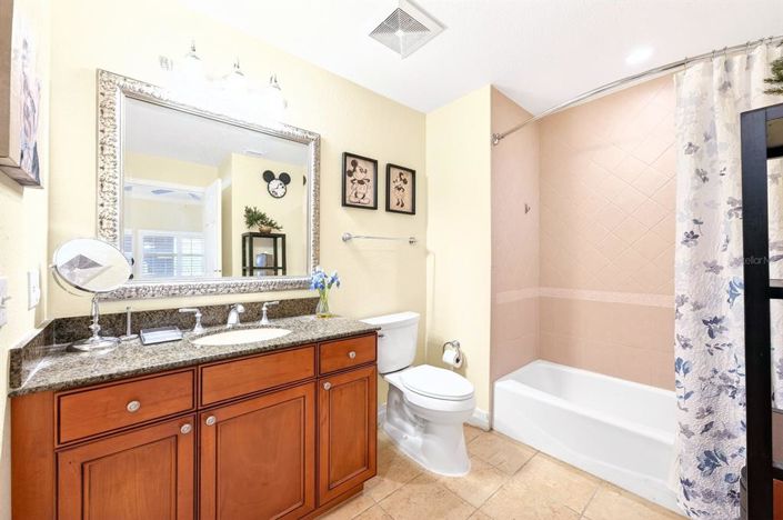 Image No.24-3 Bed Property for sale