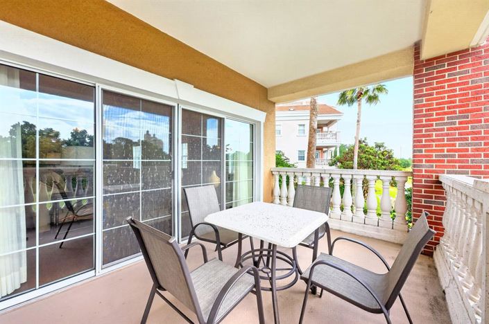 Image No.25-3 Bed Property for sale