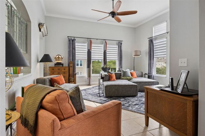 Image No.10-3 Bed Property for sale