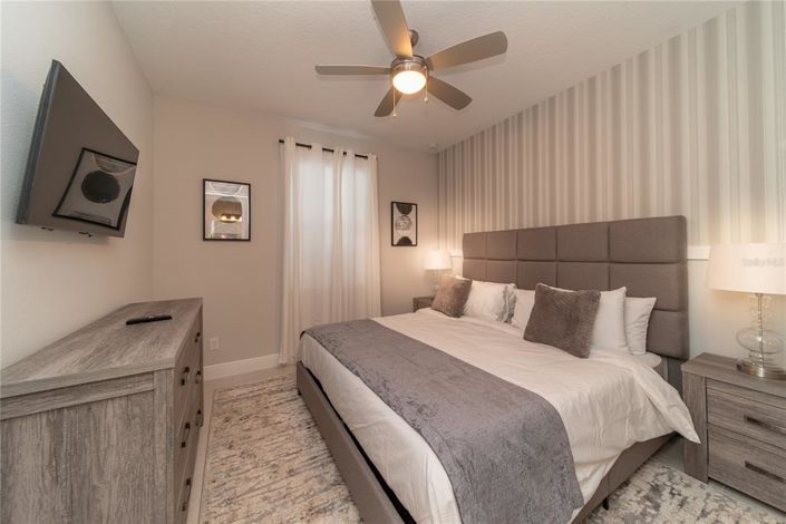 Image No.26-8 Bed Property for sale