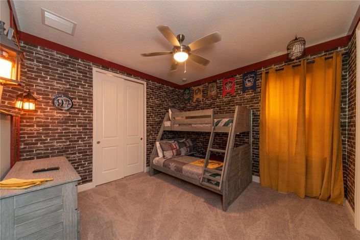 Image No.37-8 Bed Property for sale