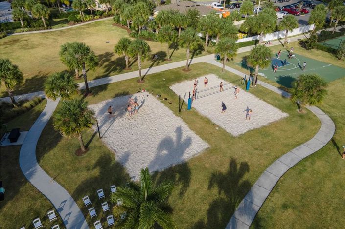 Image No.56-8 Bed Property for sale