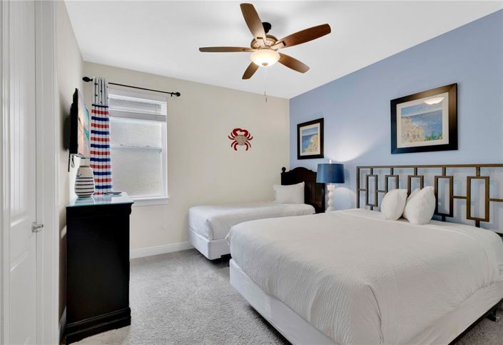 Image No.19-8 Bed Property for sale