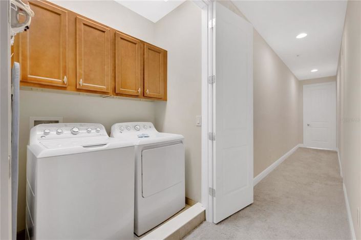 Image No.25-8 Bed Property for sale