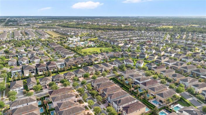 Image No.29-8 Bed Property for sale