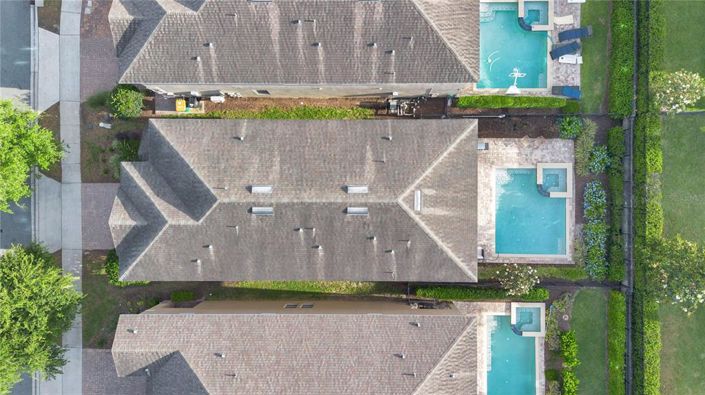 Image No.30-8 Bed Property for sale