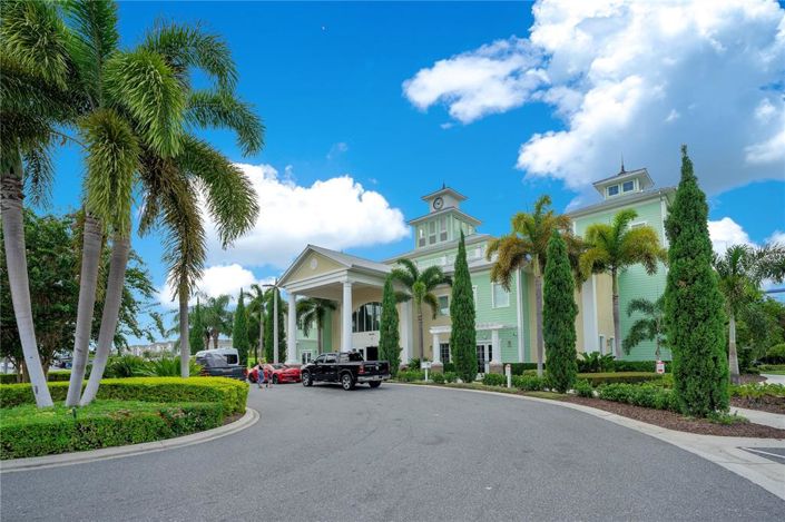 Image No.35-8 Bed Property for sale