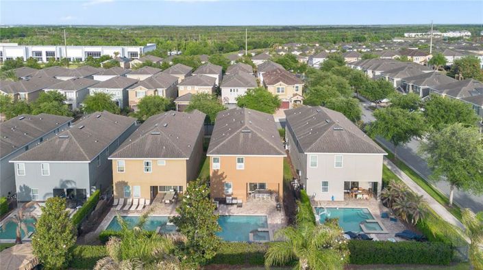 Image No.44-8 Bed Property for sale