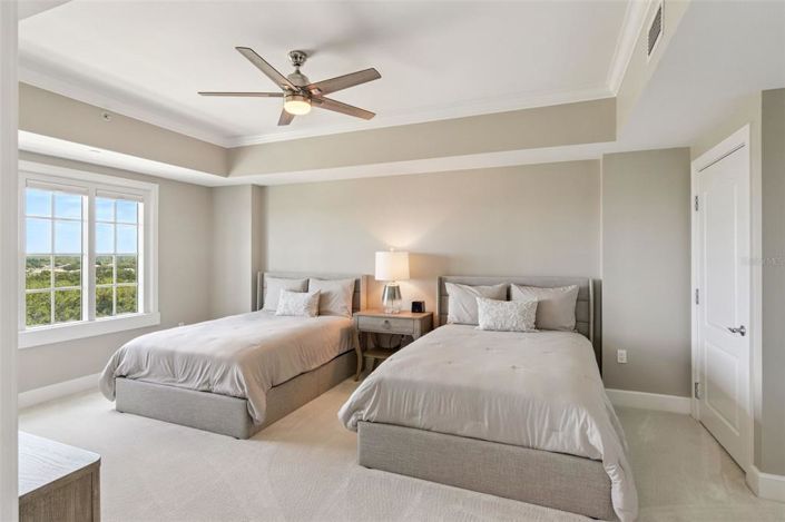 Image No.28-2 Bed Property for sale
