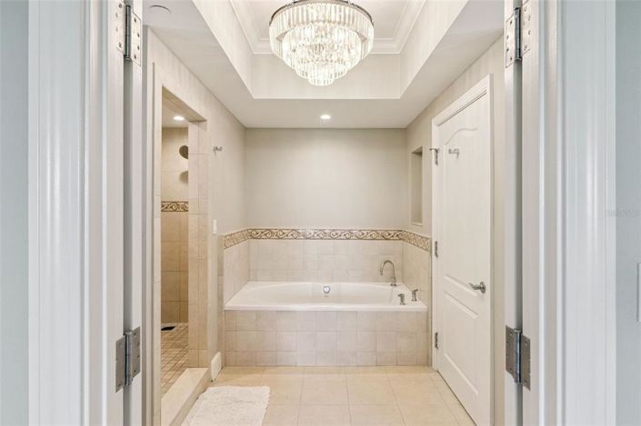 Image No.36-2 Bed Property for sale